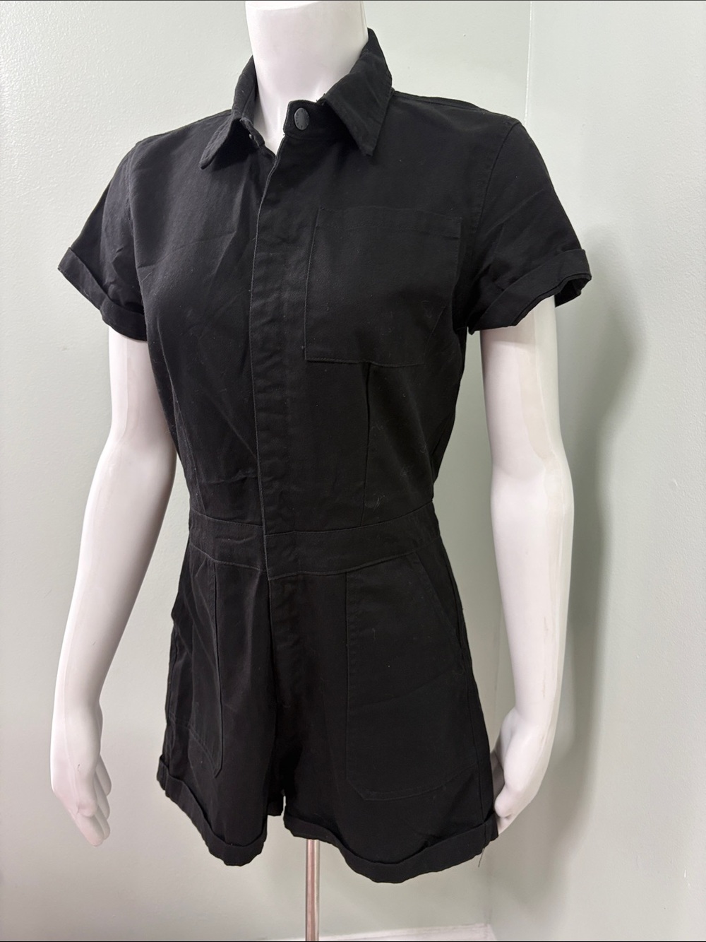 Atwyld Black Station Romper Short Sleeve Small